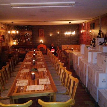 Ferienweinhaus Roemer-Knodt Krov Ngoại thất bức ảnh