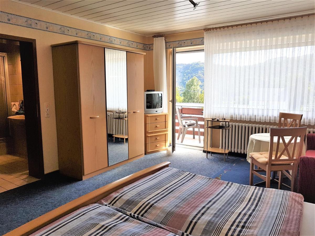 Ferienweinhaus Roemer-Knodt Krov Ngoại thất bức ảnh